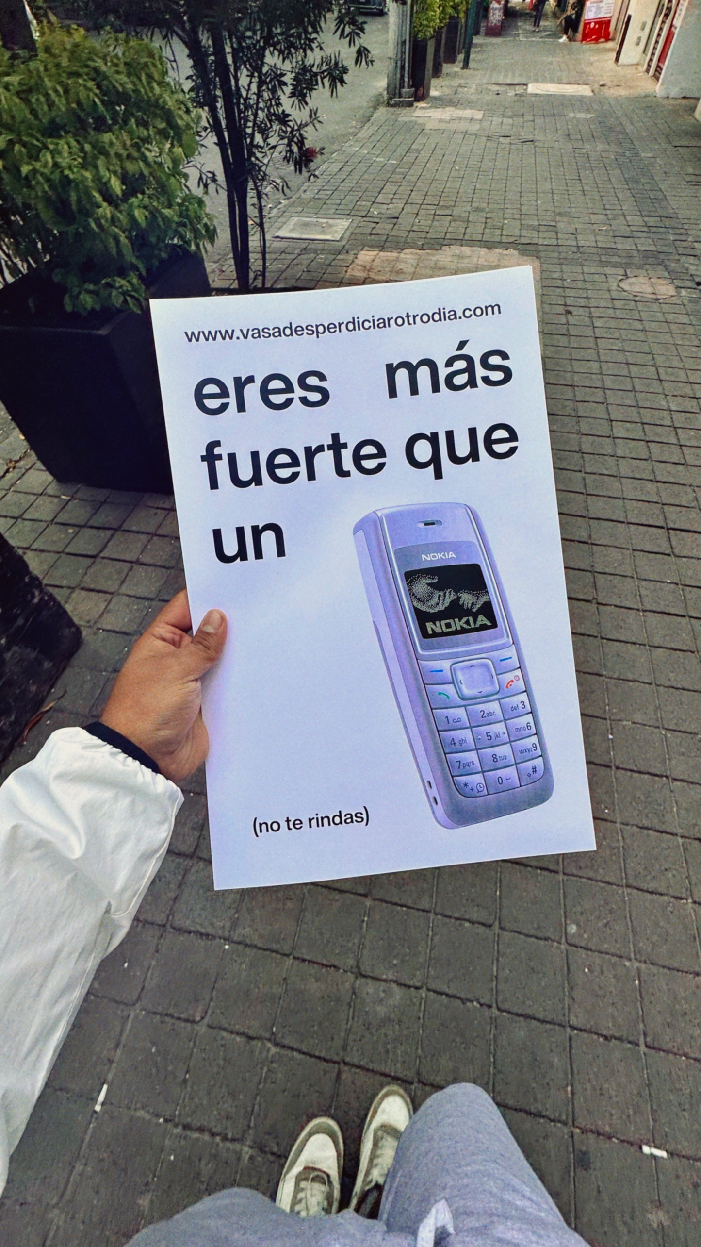 Print. ERES MÁS FUERTE QUE UN NOKIA